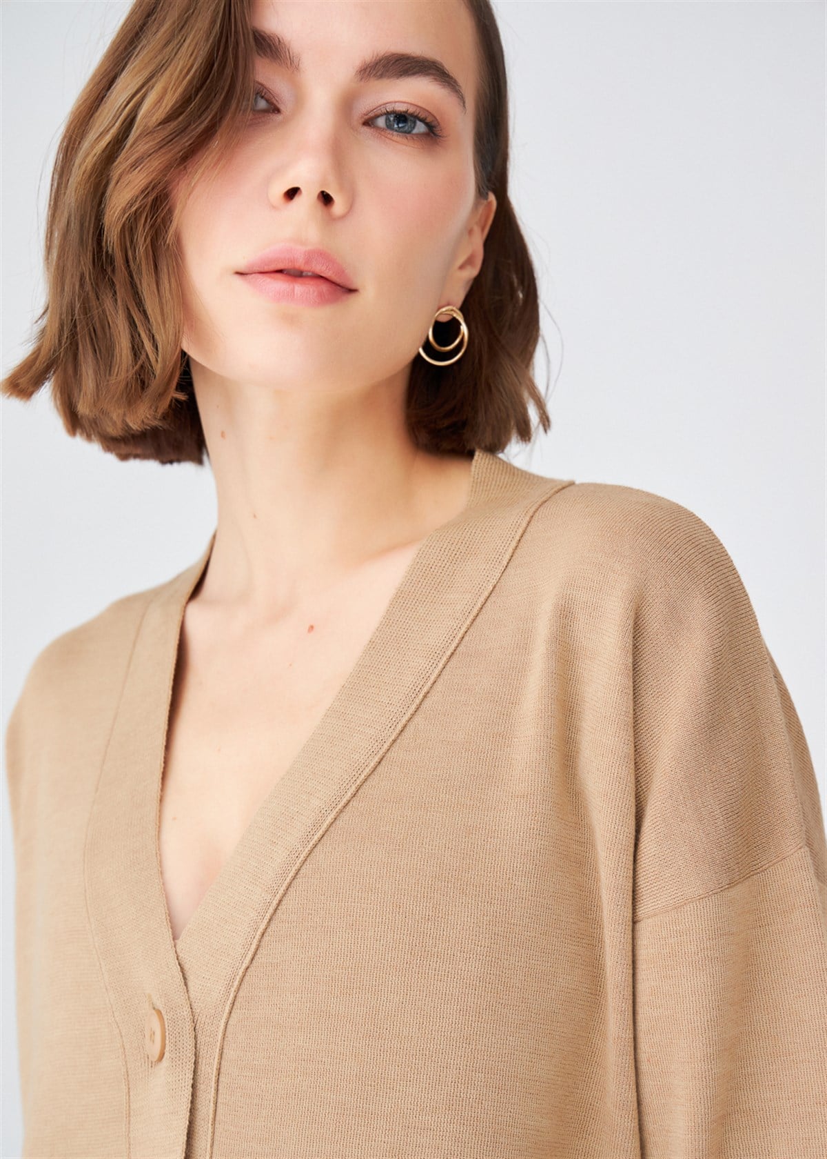 Peraluna Nicola Long Cardigan Cepli Klasik Kesim V Yaka Uzun Kadın Triko Hırka - Camel Melanj