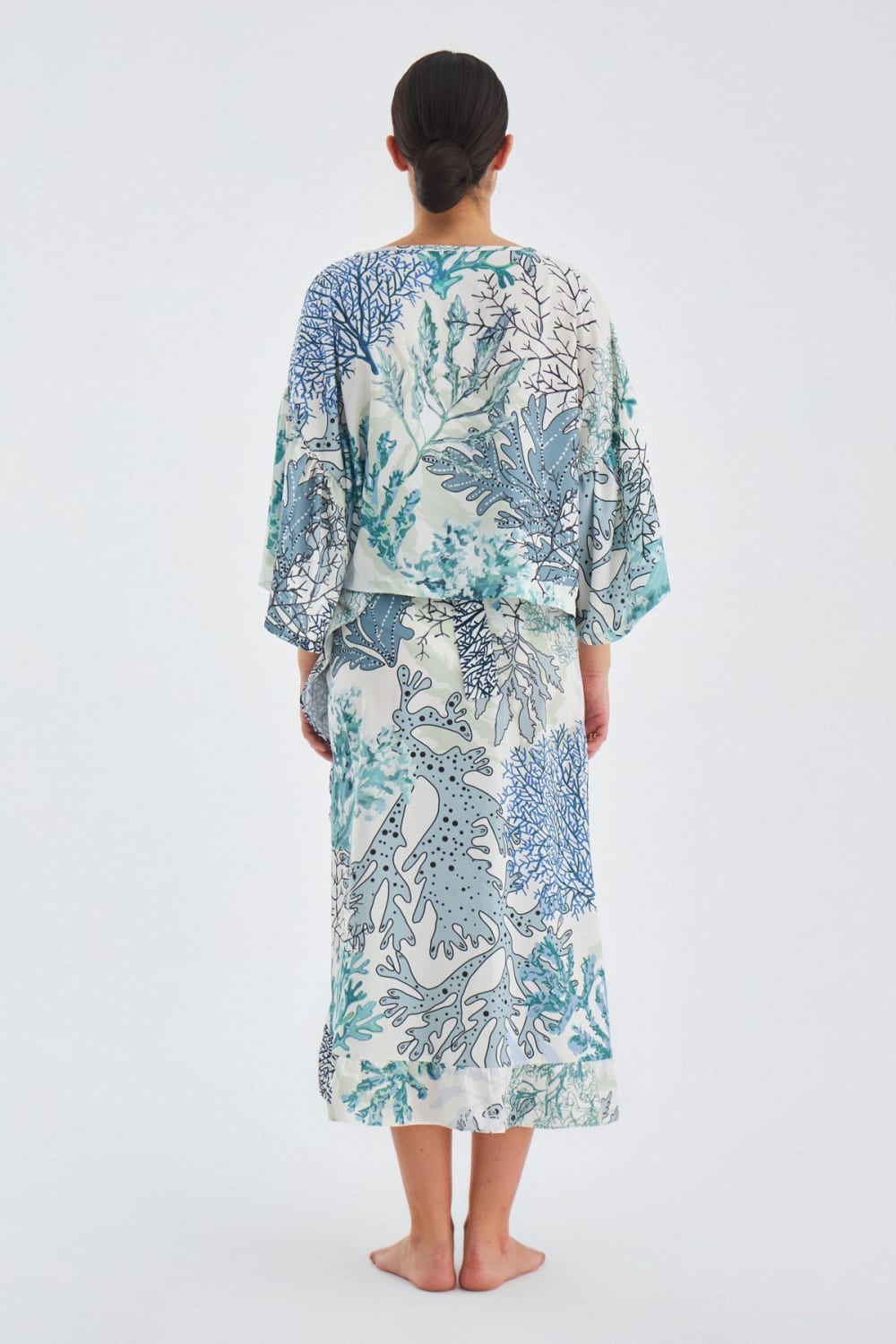 Peraluna-Nila Desenli Bol Kesim Yazlık Mat Dokulu Kadın Bluz Yeşil/Ekru-T-Shirts-7-Milagron.com