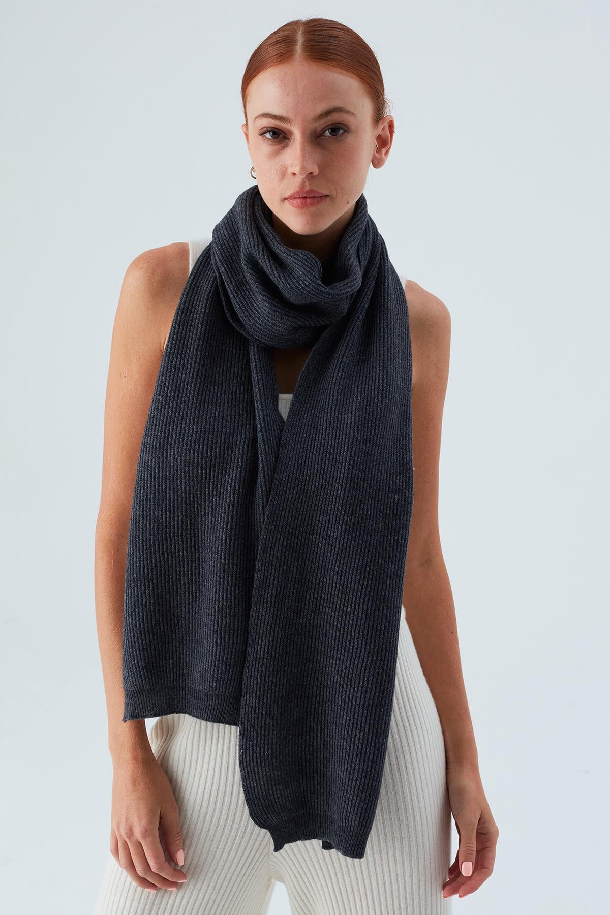 Peraluna Nomi Scarf Selanik Örgü Kaşmir Karışımlı Yumuşak Kadın Triko Atkı - Antrasit