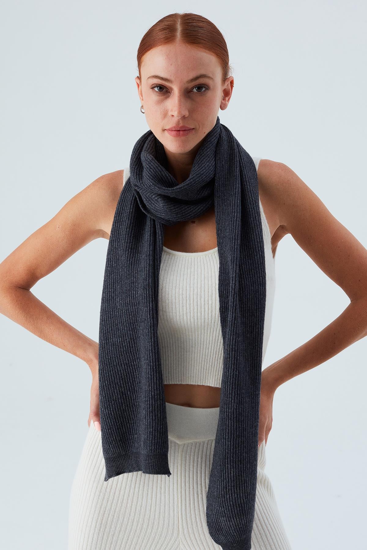 Peraluna Nomi Scarf Selanik Örgü Kaşmir Karışımlı Yumuşak Kadın Triko Atkı - Antrasit