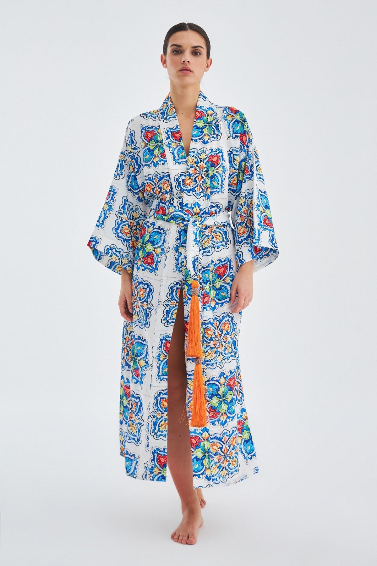 Peraluna Ria KiMono Çini Desenli 127 Cm Püskül Kemer Detaylı Saten Kadın Kimono - Çok Renkli