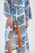 Peraluna Ria KiMono Çini Desenli 127 Cm Püskül Kemer Detaylı Saten Kadın Kimono - Çok Renkli