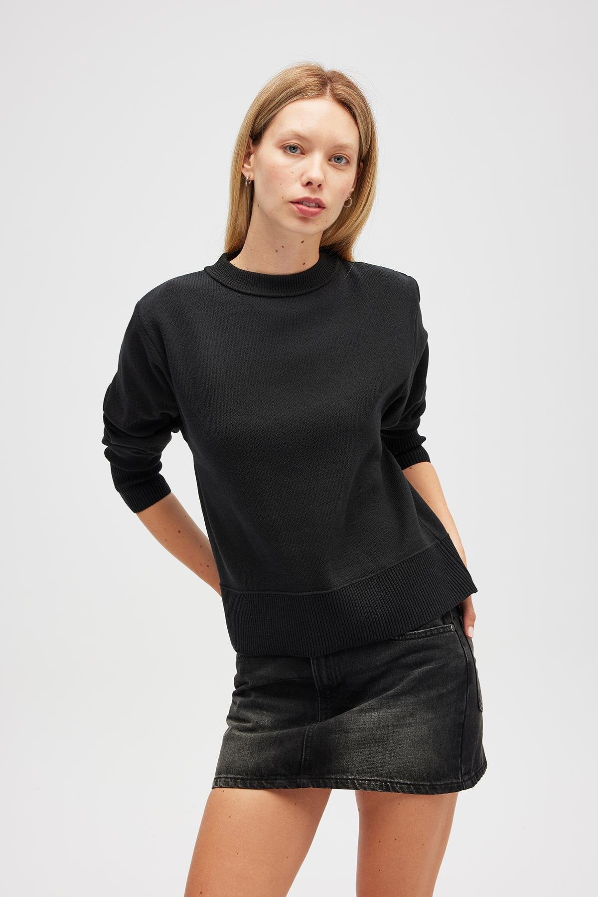 Peraluna-Risu, Düz örgü Kadın Mevsimlik Triko Bisiklet Yaka Kazak Siyah-Kazak-1-Milagron.com