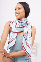 Peraluna-Rosemarry Scarfe Gül Desen Baskılı Saten Eşarp Turkuaz-Eşarp-4-Milagron.com