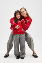Peraluna-Snowflake Kartanesi Desenli Unisex Yılbaşı Kazağı Kırmızı-Kazak-8-Milagron.com