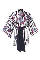 Peraluna-Stripe Garden Short Kimono Çizgili Güllü Baskılı 80 Cm Kısa Saten Kadın Kimono-Kimono-10-Milagron.com