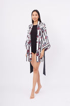 Peraluna-Stripe Garden Short Kimono Çizgili Güllü Baskılı 80 Cm Kısa Saten Kadın Kimono-Kimono-6-Milagron.com