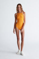 Peraluna-Styleboom X Greta Body Halter Yaka Arkası Çapraz Alttan Çıtçıtlı Kadın Triko Body -Body-21-Milagron.com