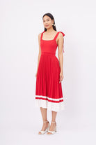 Peraluna-Styleboom X Kelly Dress Askılı Bağlama Detaylı Rahat Kesim Midi Boy Yazlık Kadın Triko Elbise Kırmızı-Elbise-1-Milagron.com