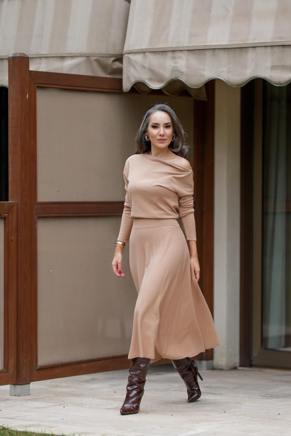 Peraluna-Styleboom X Mayfair Dress Yaka Büzgü Detaylı Tek Omuz Açık Kadın Triko Elbise-Elbise-1-Milagron.com