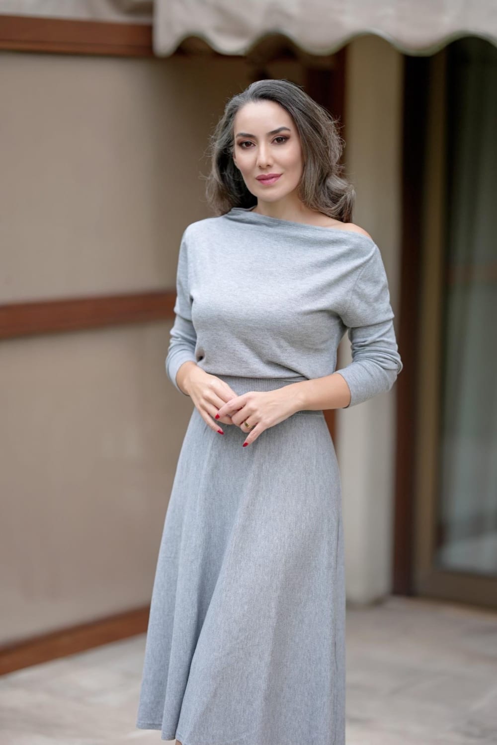 Peraluna-Styleboom X Mayfair Dress Yaka Büzgü Detaylı Tek Omuz Açık Kadın Triko Elbise-Elbise-12-Milagron.com