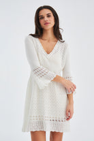 Peraluna-Yoho Dress Ajurlu V Yaka Diz Hizası Yazlık Kadın Triko Elbise Ekru-Elbise-2-Milagron.com