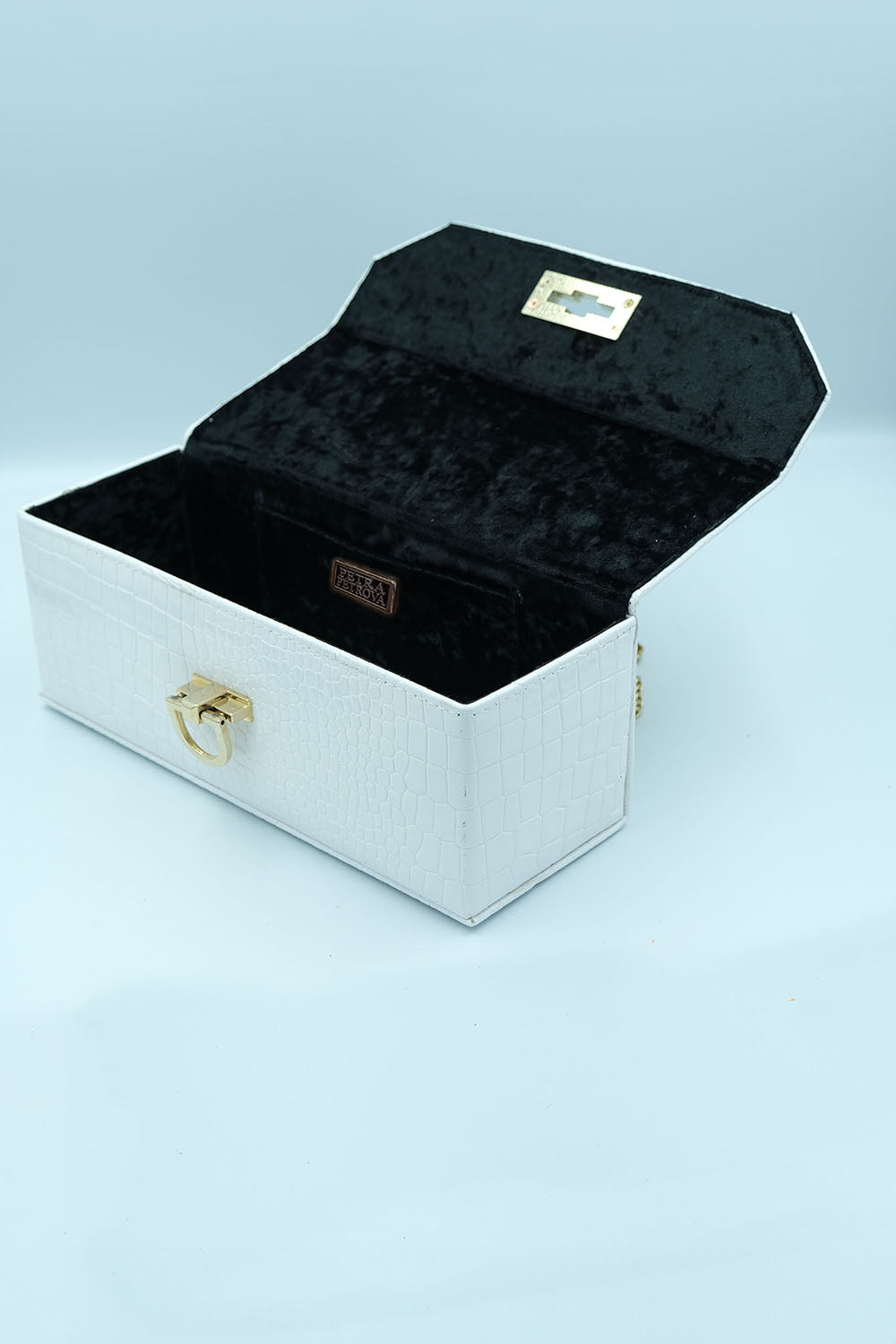 Petra Petrova-Beyaz Kutu Çanta-Çanta Aksesuarları-3-Milagron.com