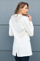 Petra Petrova-Beyaz Otrişli Ceket-Ceket-4-Milagron.com