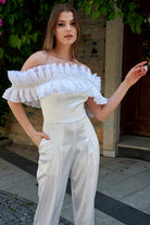 Petra Petrova-İvy Beyaz Fırfırlı Tulum-Tulum-2-Milagron.com