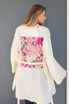 Petra Petrova-SORUNLU - Oversize İpek Fuşya Gül Nakışlı Kimono-Kimono-1-Milagron.com