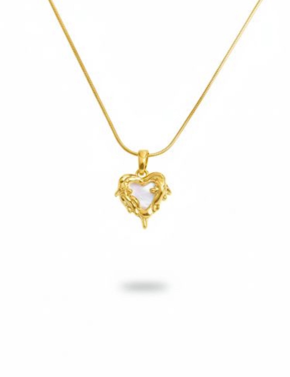 Pia Yuli-Akan Sedefli Kalp-Kolye-3-Milagron.com