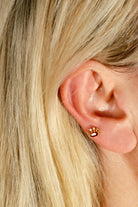 Pia Yuli-Red Crap Piercing-Küpe-3-Milagron.com