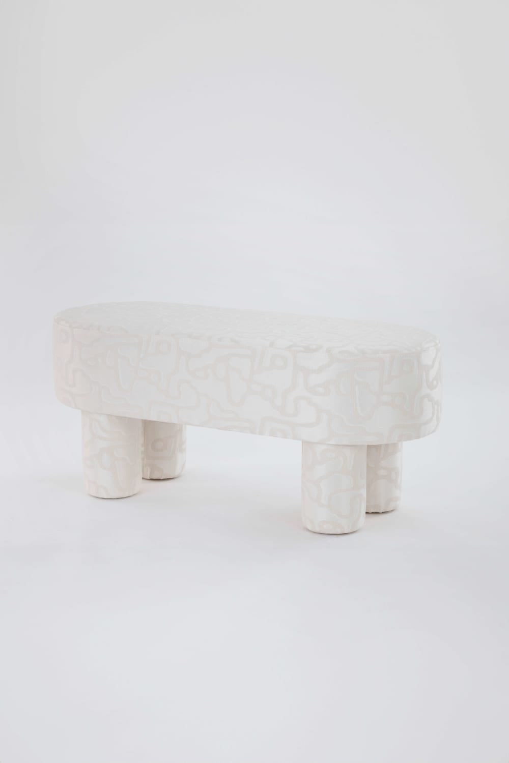 Posto Studio-Ivory Bliss Bank-Puf-1-Milagron.com