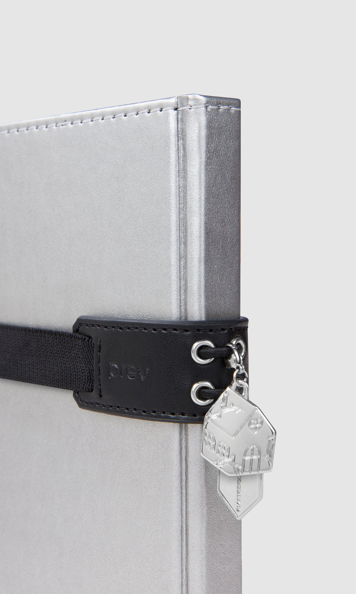 Notebook/Penholder - A6 Black