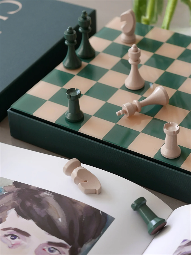 Printworks-Classic Board Games Chess, Green Satranç Seti-YAŞAM & KEYİF-6-Milagron.com