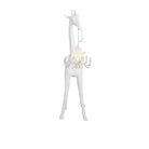 Giraffe In Love Xs Beyaz Masaüstü Aydınlatması