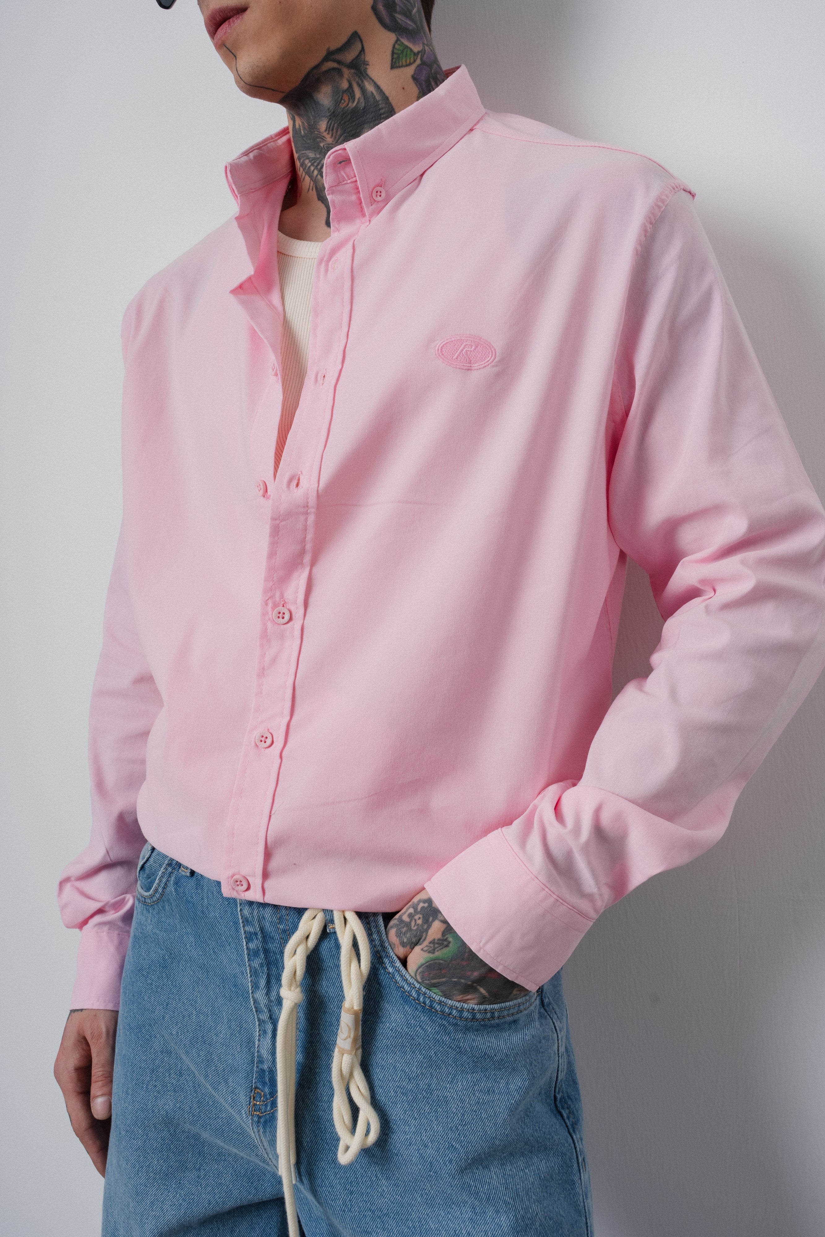 Erkek Arma Nakışlı Uzun Kollu Oversize Gömlek Pembe