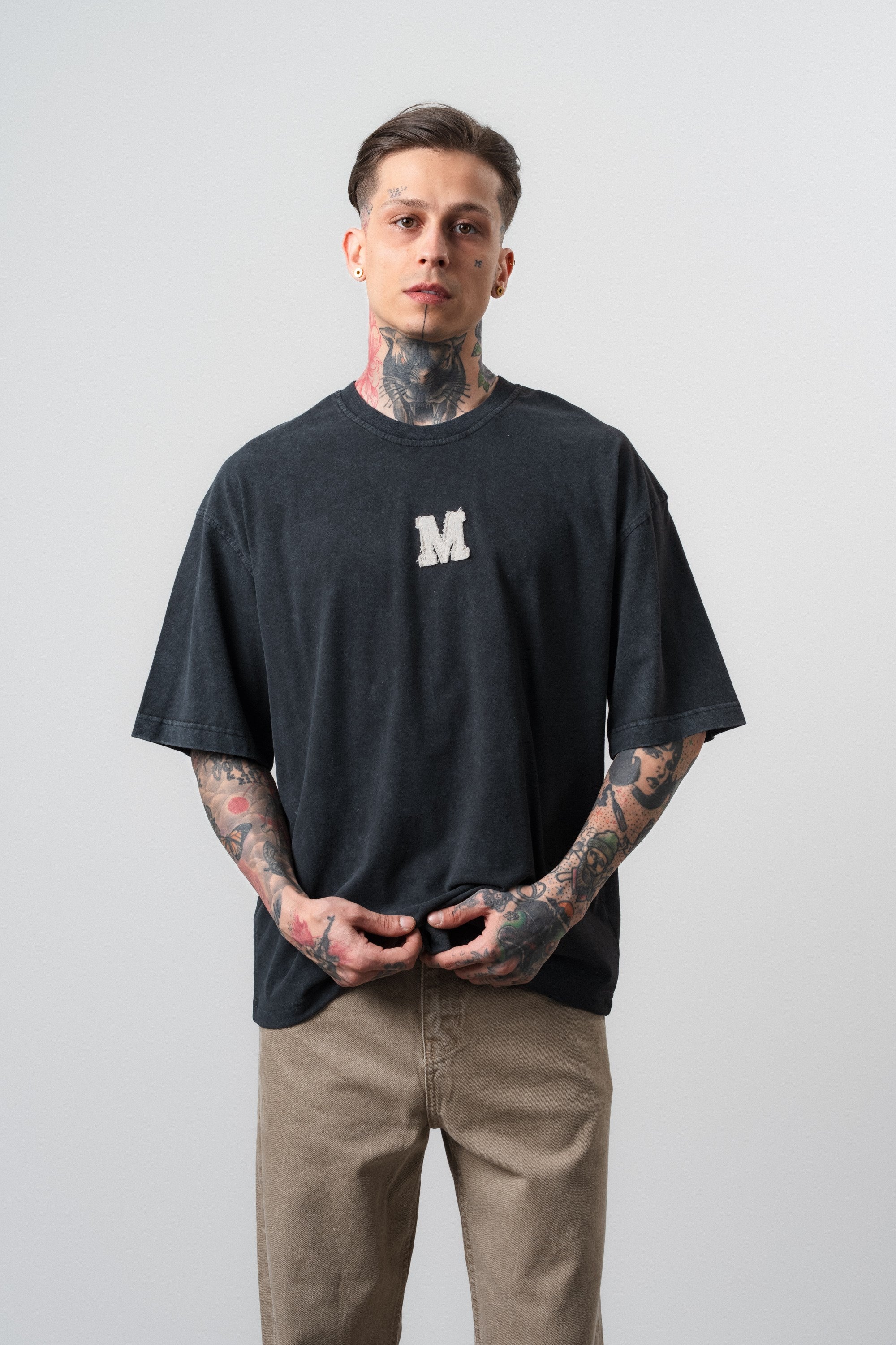 Erkek Mercy Nakışlı Yıkamalı Oversize T-Shirt Siyah