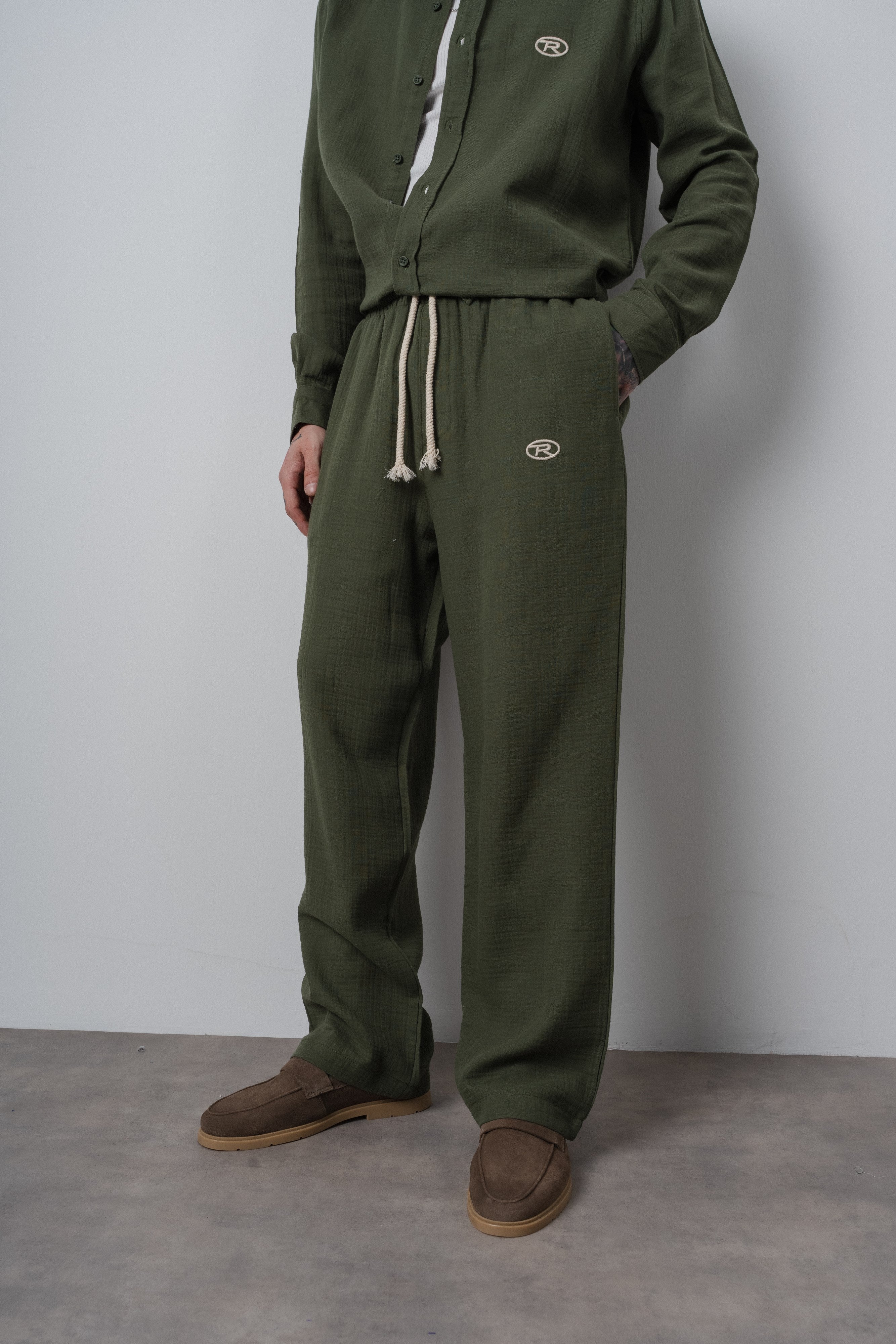 Erkek R Nakışlı Müslin Baggy Pantolon Koyu Haki
