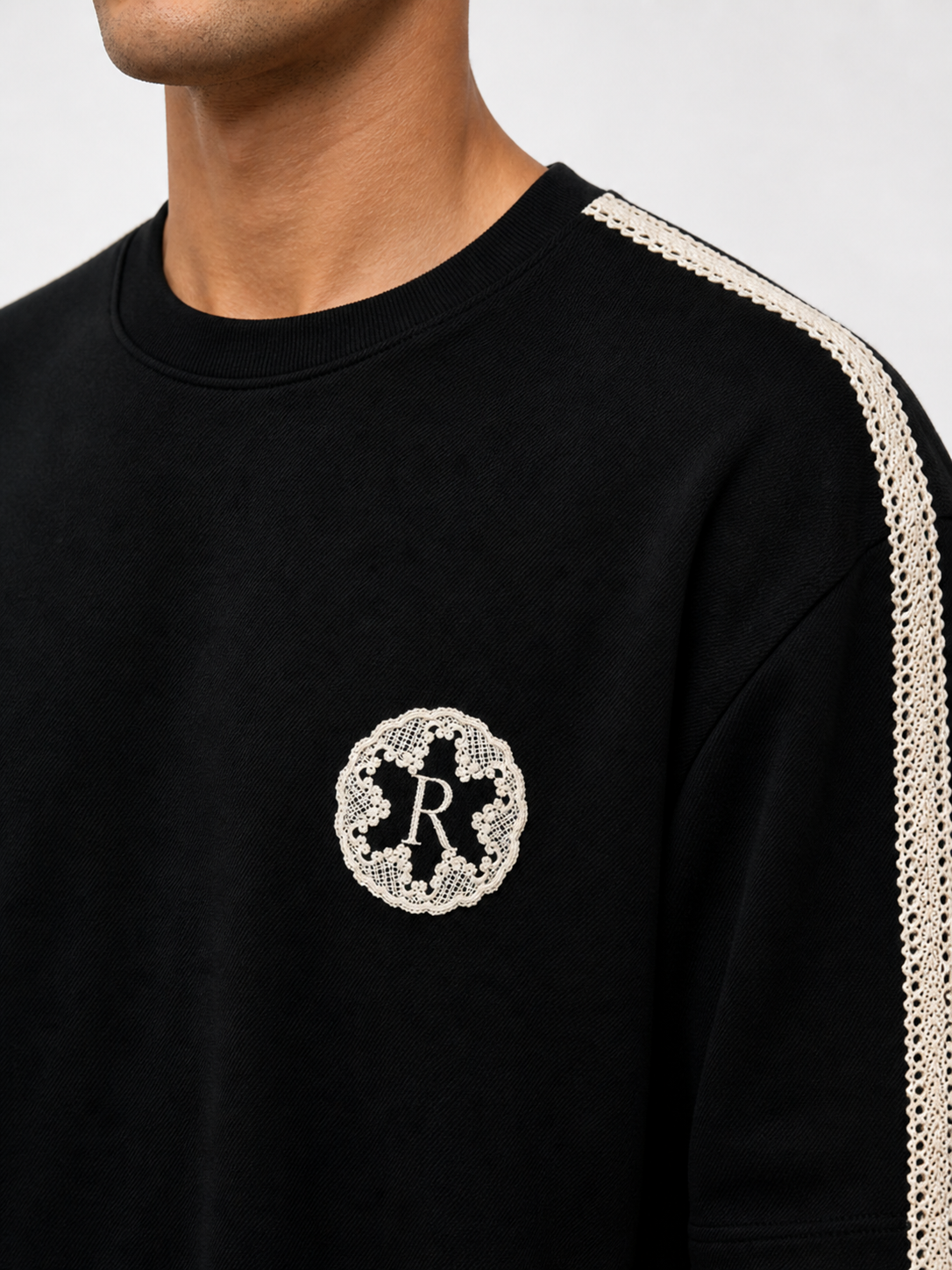 Erkek R Nakışlı Şerit Detaylı Regular Fit Eşofman Takımı Siyah