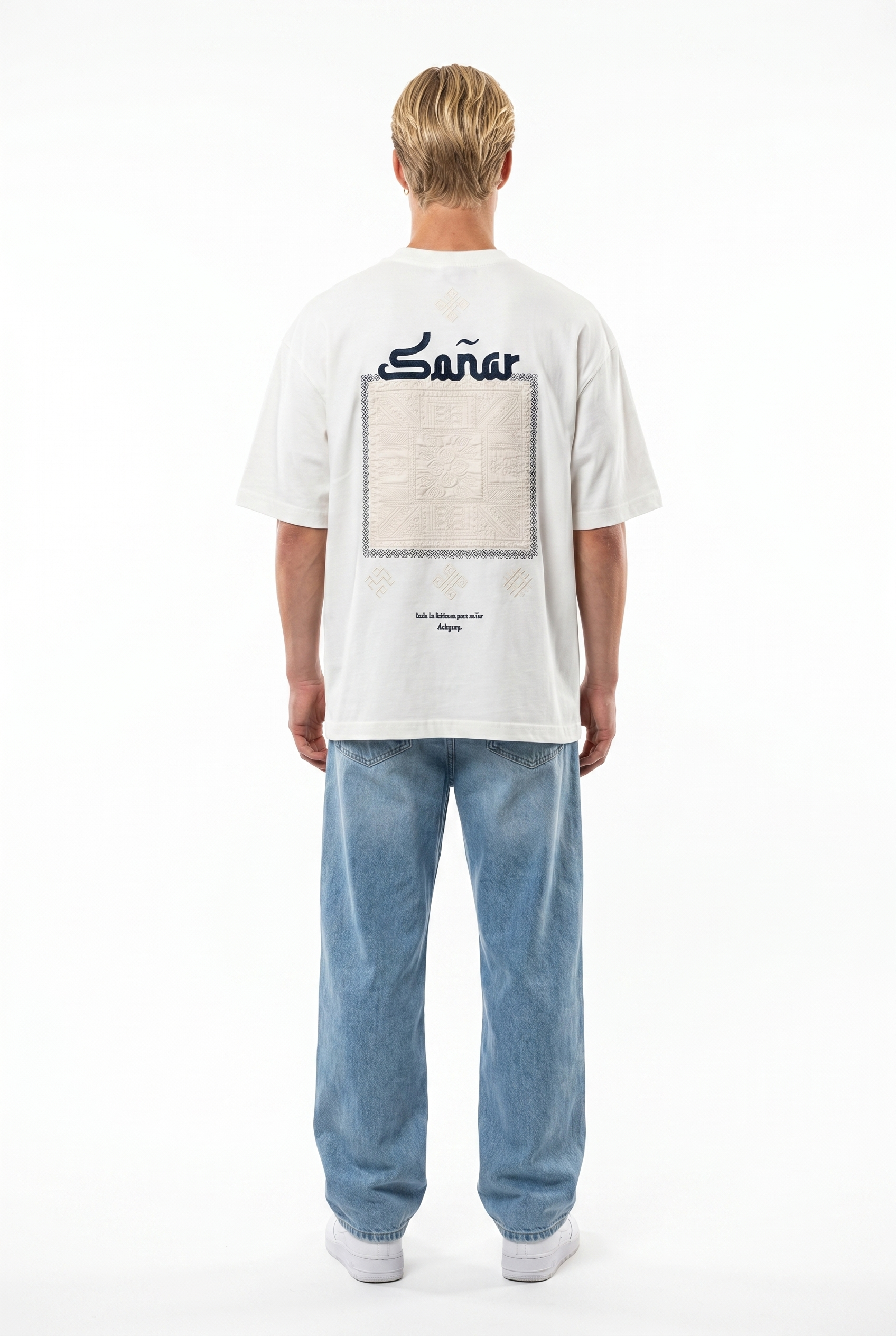 Erkek Sonar Nakış Detaylı Oversize T-Shirt Ekru