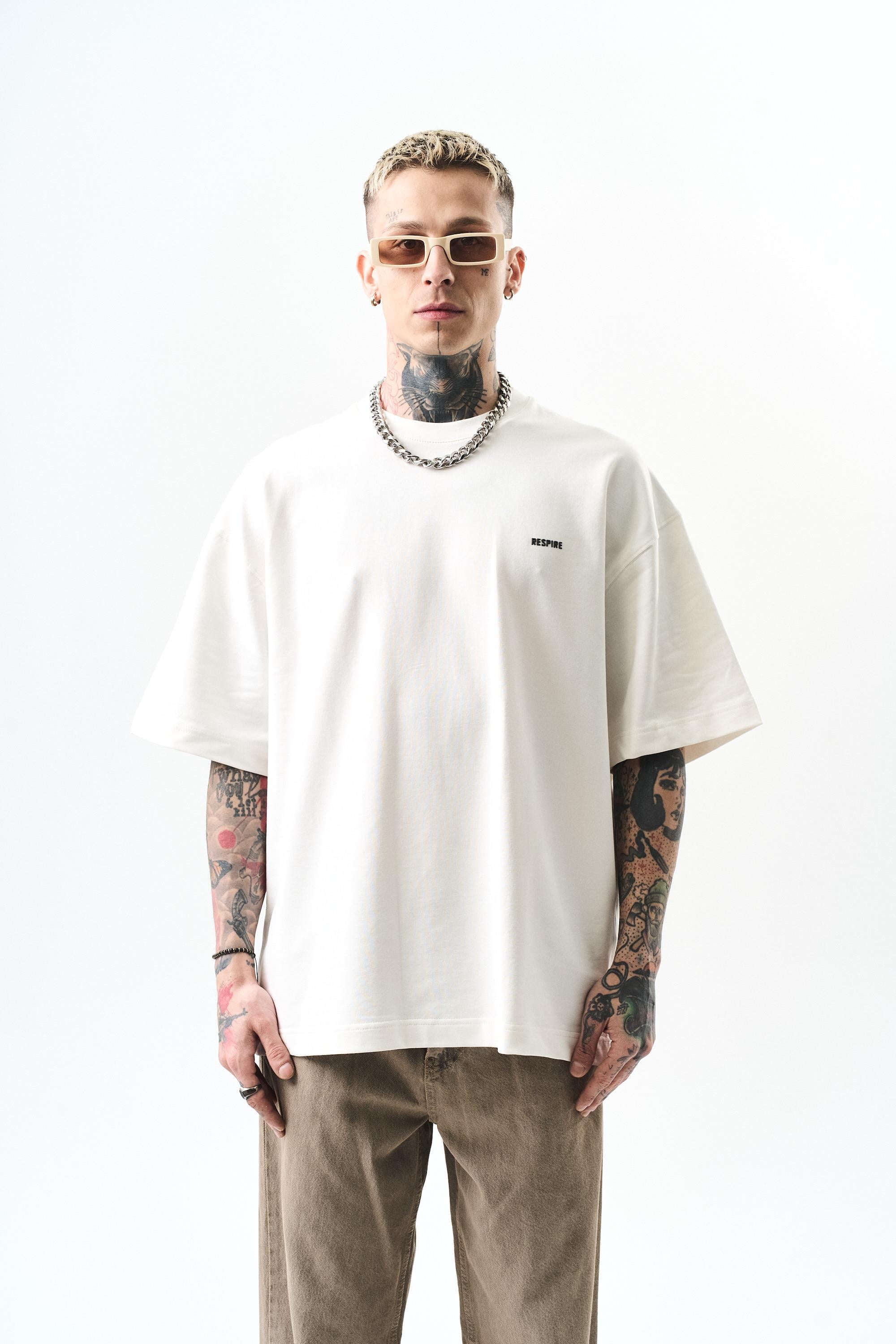 Erkek Respire Yazı Detaylı Oversize T-Shirt Ekru