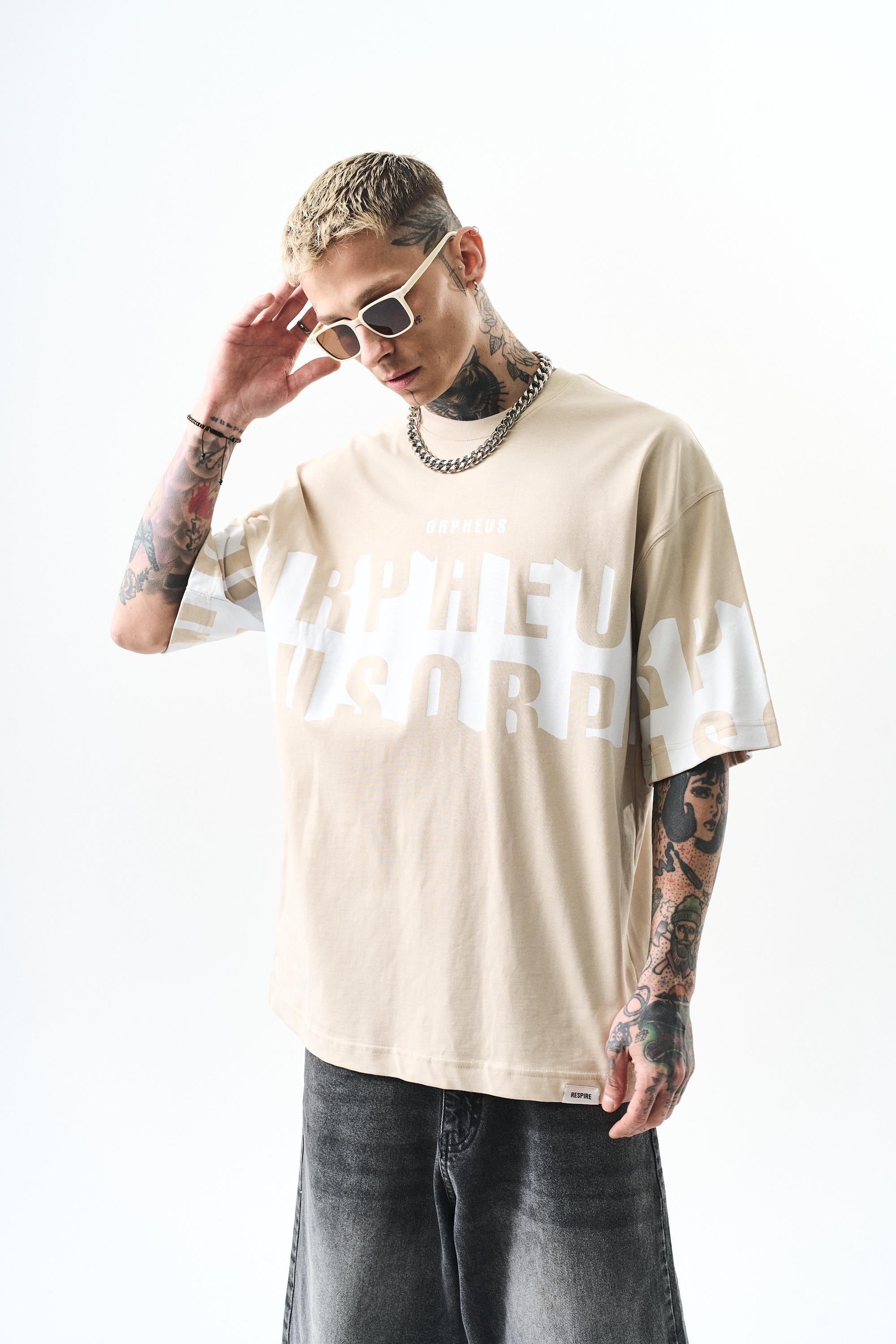 Erkek Orpheus Baskılı Oversize T-Shirt Bej