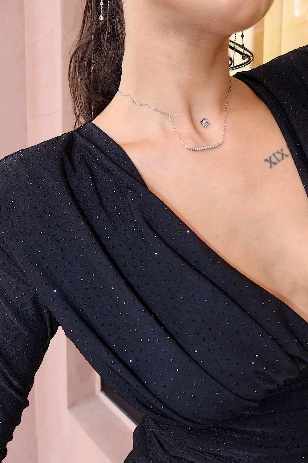 Kadın Siyah Taşlı Dik Yaka Vatkalı Midi Elbise - 7