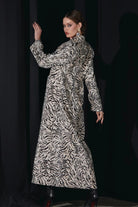 Saléa-Wild Lines Trench Dress In Zebra-Elbise-2-Milagron.com