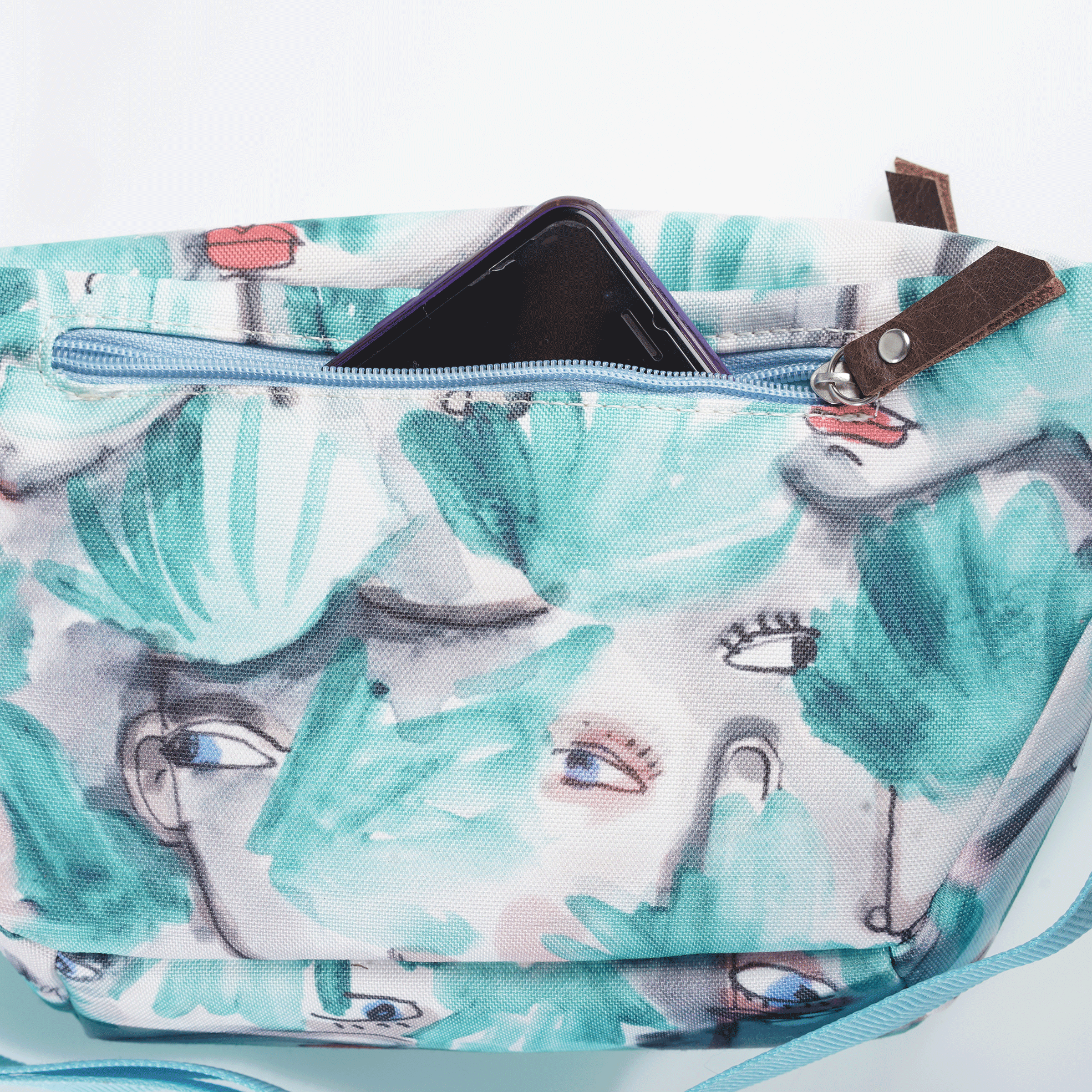 Big Fanny Pack 09