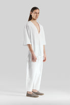 Sertaç Taşdelen-Beyaz %100 Pamuk Derin V Yaka Oversized Erkek T-shirt Model T 02-T-Shirts-1-Milagron.com