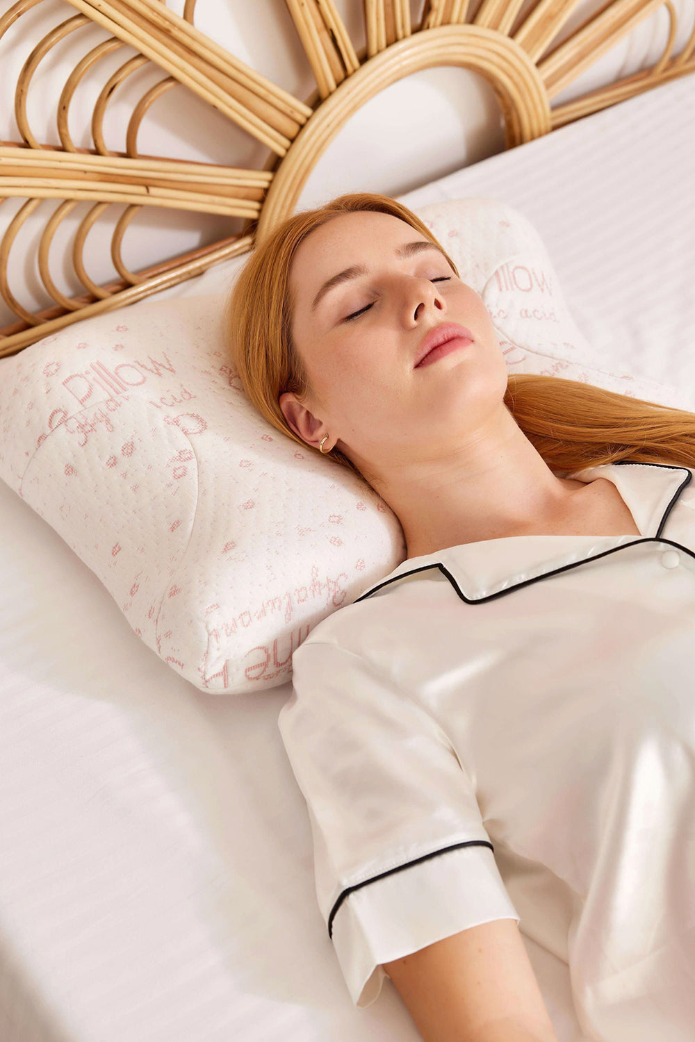 Kırışıklık Önleyici Ortopedik Güzellik Yastığı + Ortopedik Diz & Bacak Arası Destek Yastığı Seti - 3