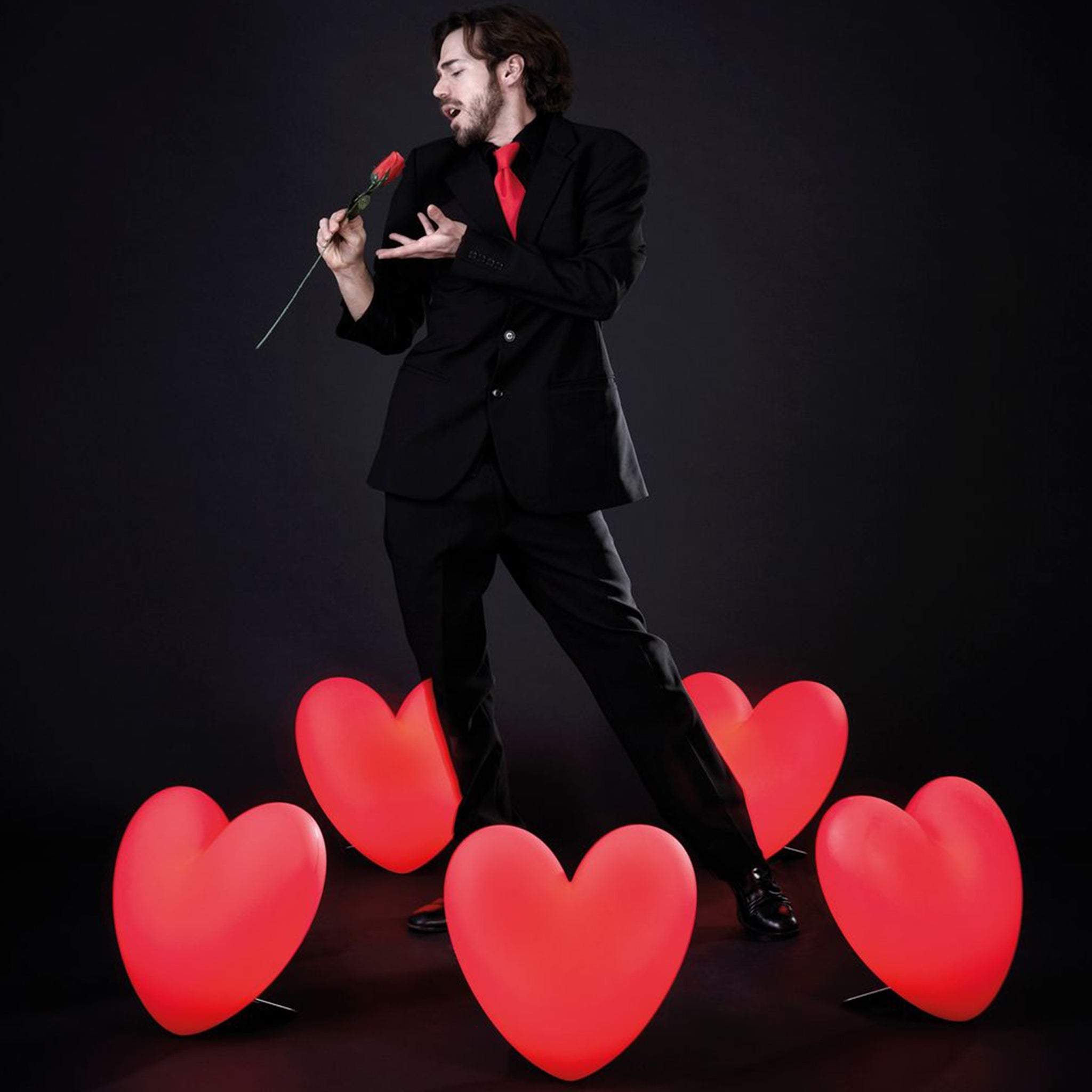 Slide-Kalp Formunda Işıklı Kırmızı Masaüstü Aydınlatması-Aydınlatma-2-Milagron.com