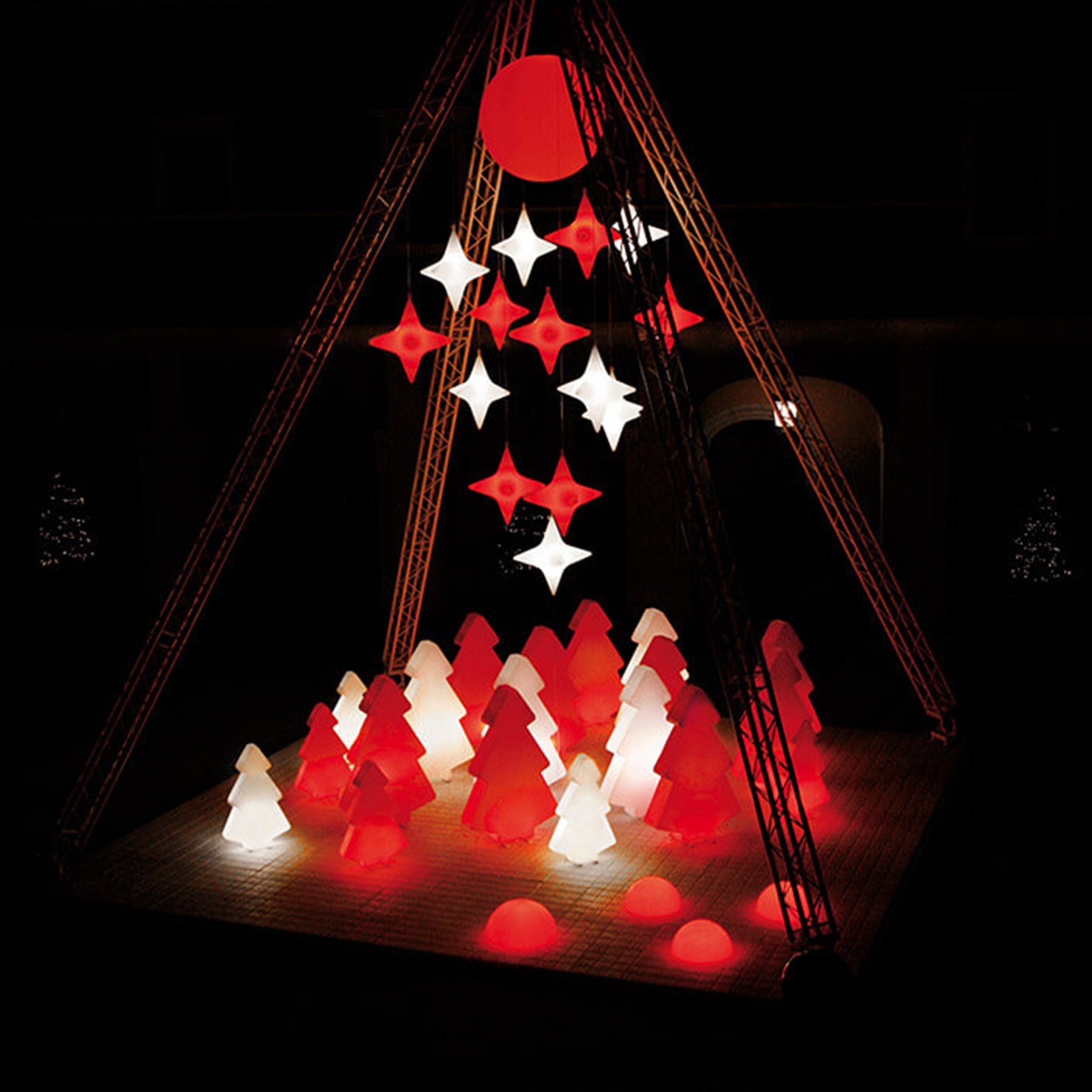 Slide-Lightree Kırmızı Işıklı Dekoratif Yılbaşı Ağacı (H 150cm)-Yılbaşı Süsleri-4-Milagron.com