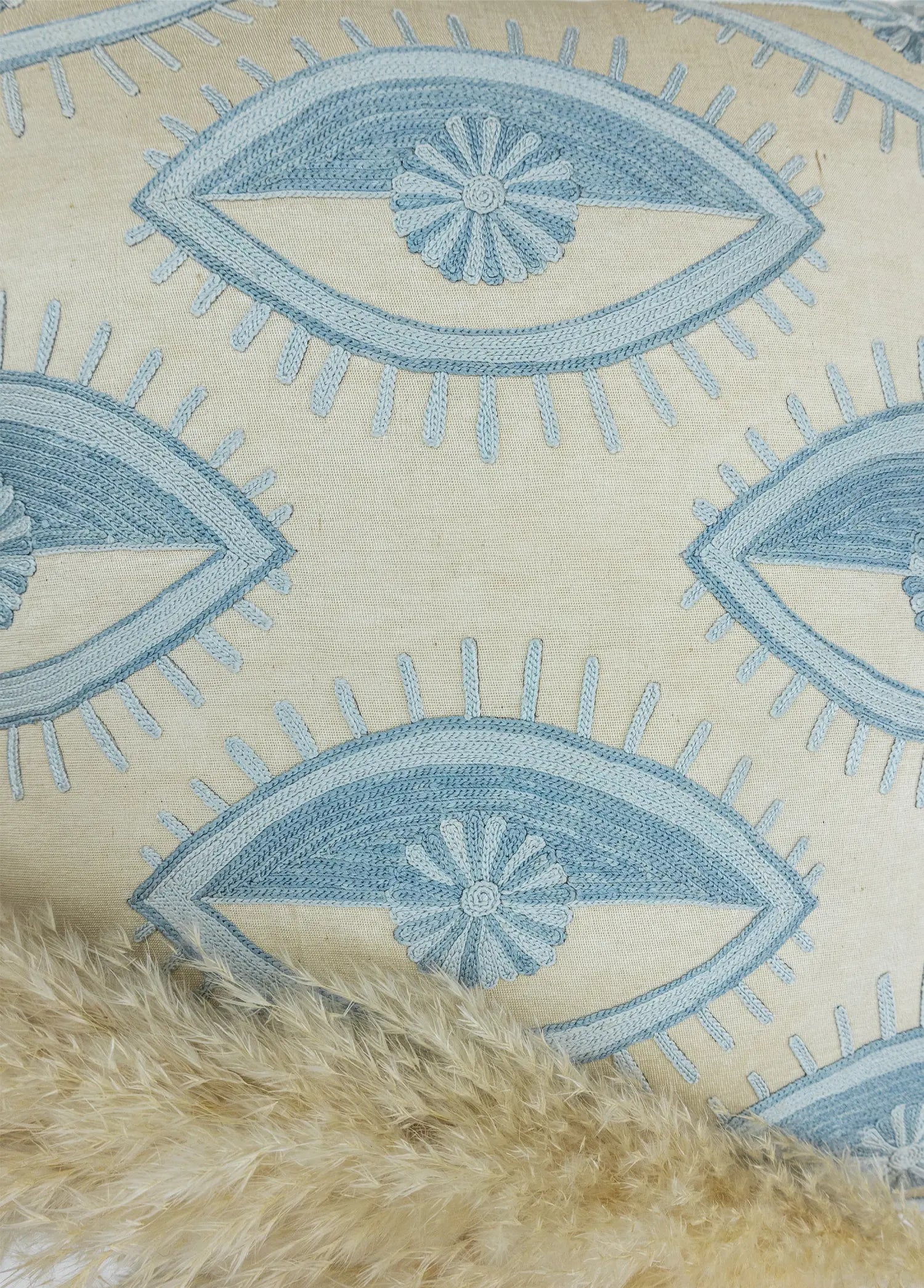 Soho Antiq-Adal Göz Desenli Kırlent 50x50 Cm-Kırlent-3-Milagron.com