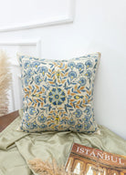 Soho Antiq-Erguvan Çiçek Desenli İpek Kırlent 50x50 Cm-Kırlent-2-Milagron.com