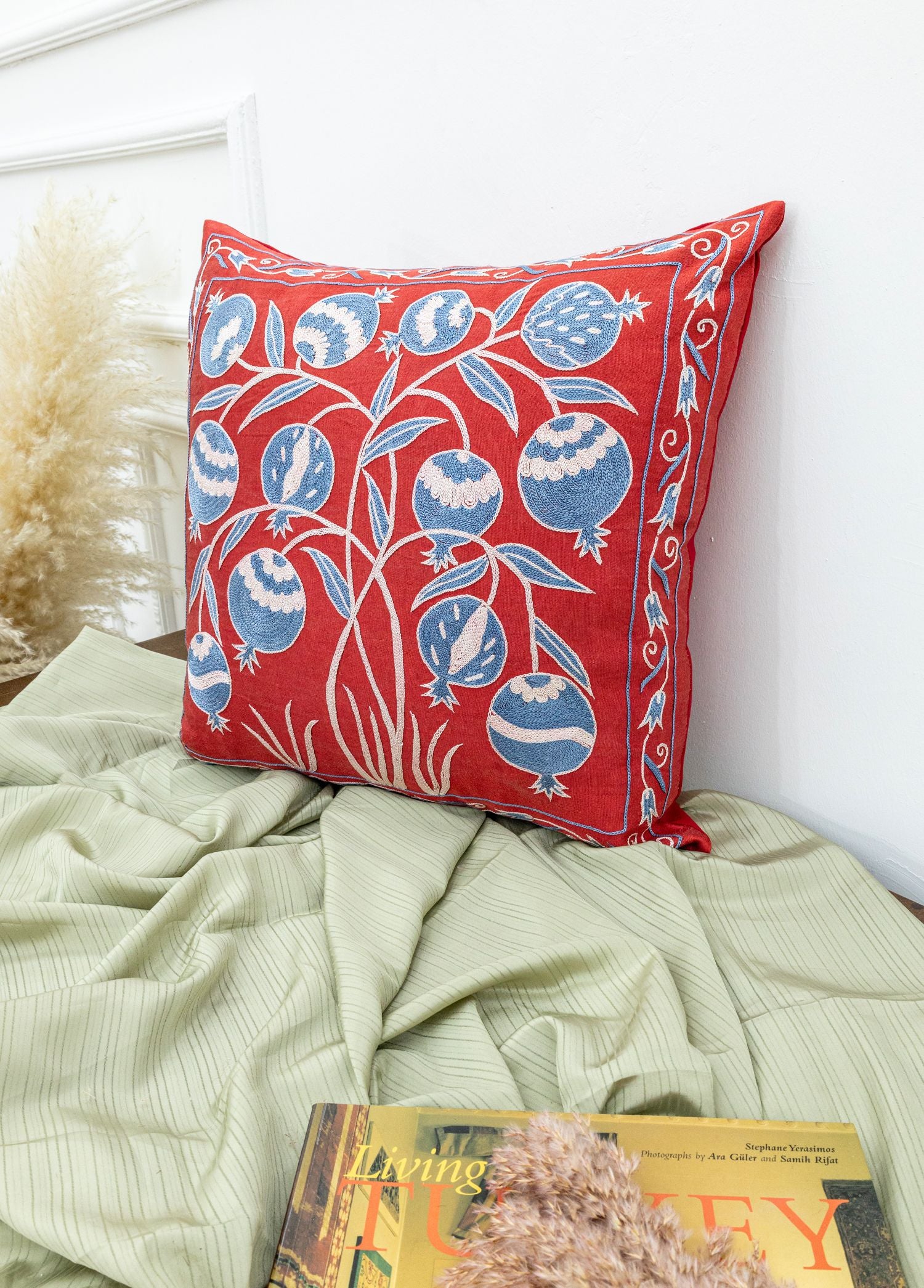 Soho Antiq-Skade Floral Tasarımlı Suzani Kırlent 50x50 Cm-Yastık-2-Milagron.com