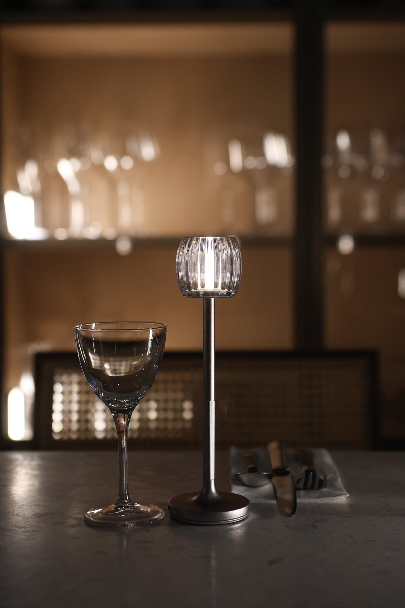 Stylistic-Stylistic Hari Waves Bistro Lamba Graphite Gri-Masa Lambası-3-Milagron.com