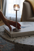 Stylistic-Stylistic Hari Waves Bistro Lamba Gümüş Beyaz-Masa Lambası-1-Milagron.com