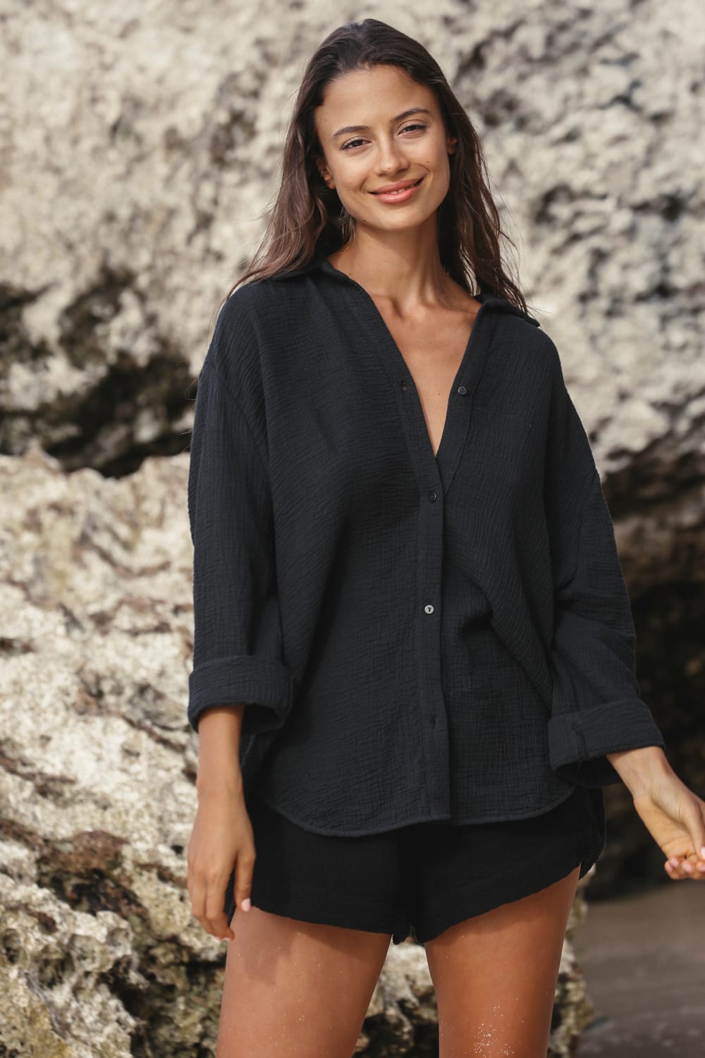 The Handloom-Echo Maxi Shirt Black-Gömlek-1-Milagron.com