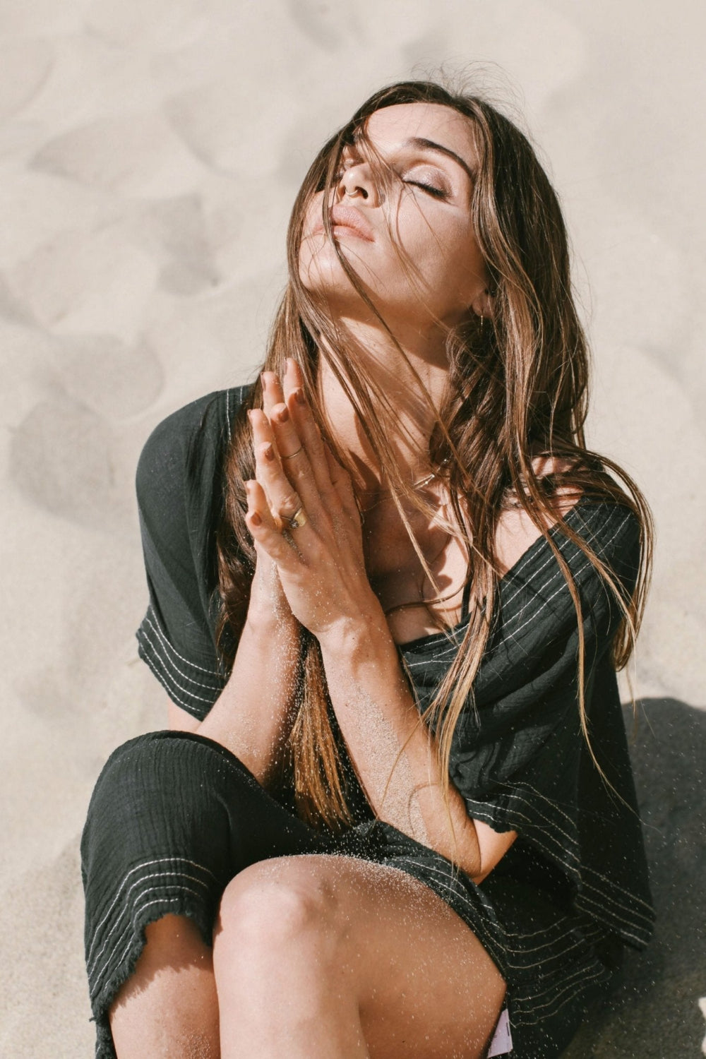 The Handloom-Ela Kaftan Black-Kaftan-4-Milagron.com