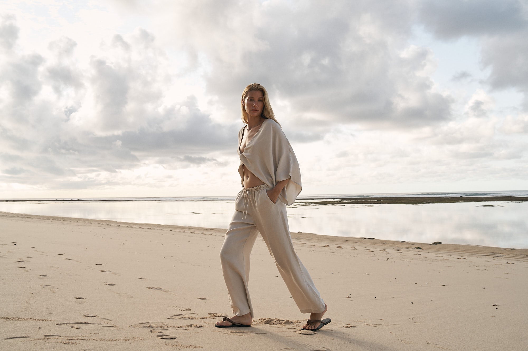 The Handloom-Lucid Knot Top Sand-Gömlek-4-Milagron.com