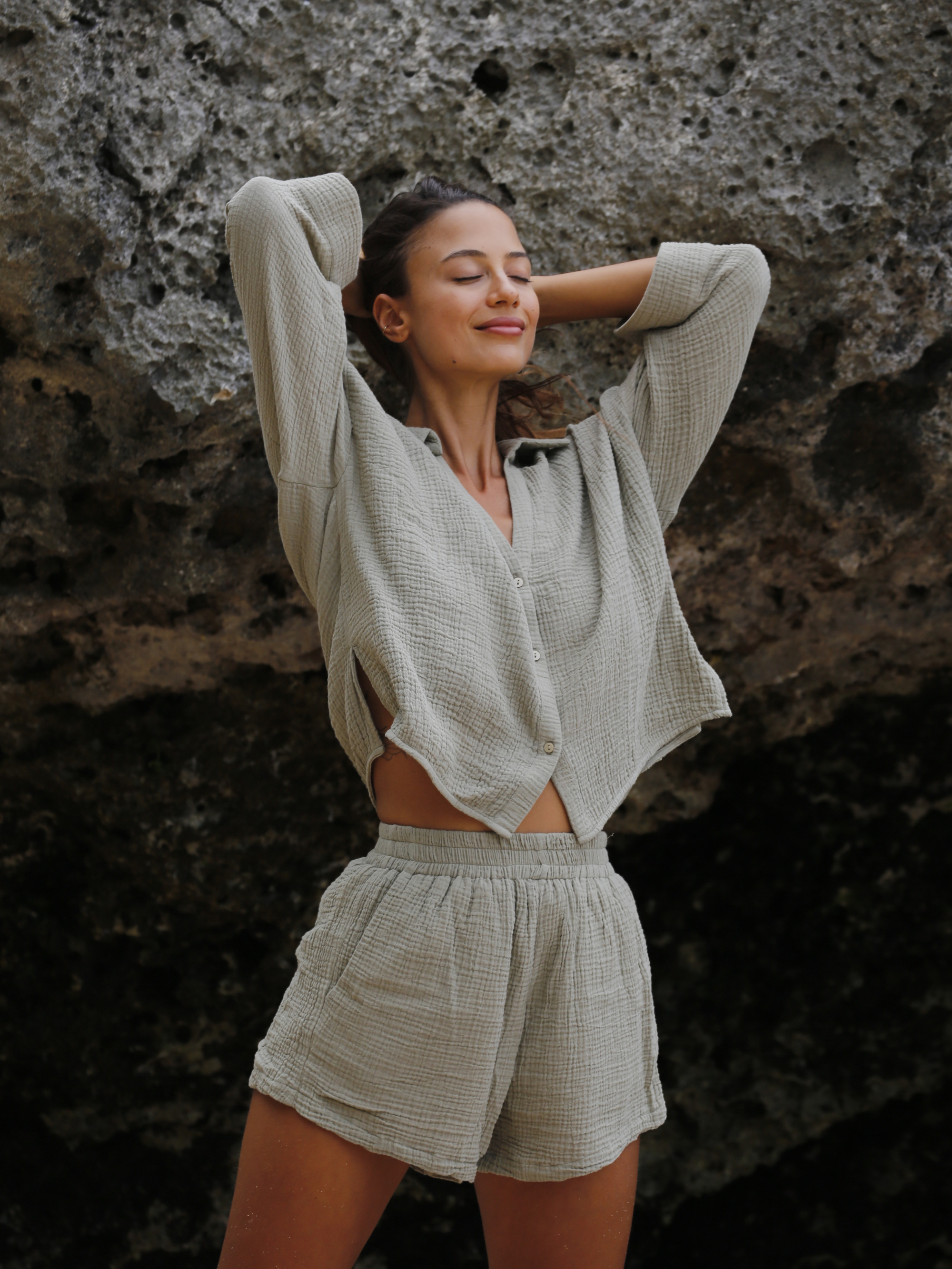 The Handloom-SORUNLU - Echo Boy Short Khaki Green-Short-1-Milagron.com