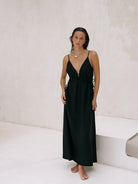 The Handloom-Sofia Ties Maxi Dress Black-Elbise-1-Milagron.com